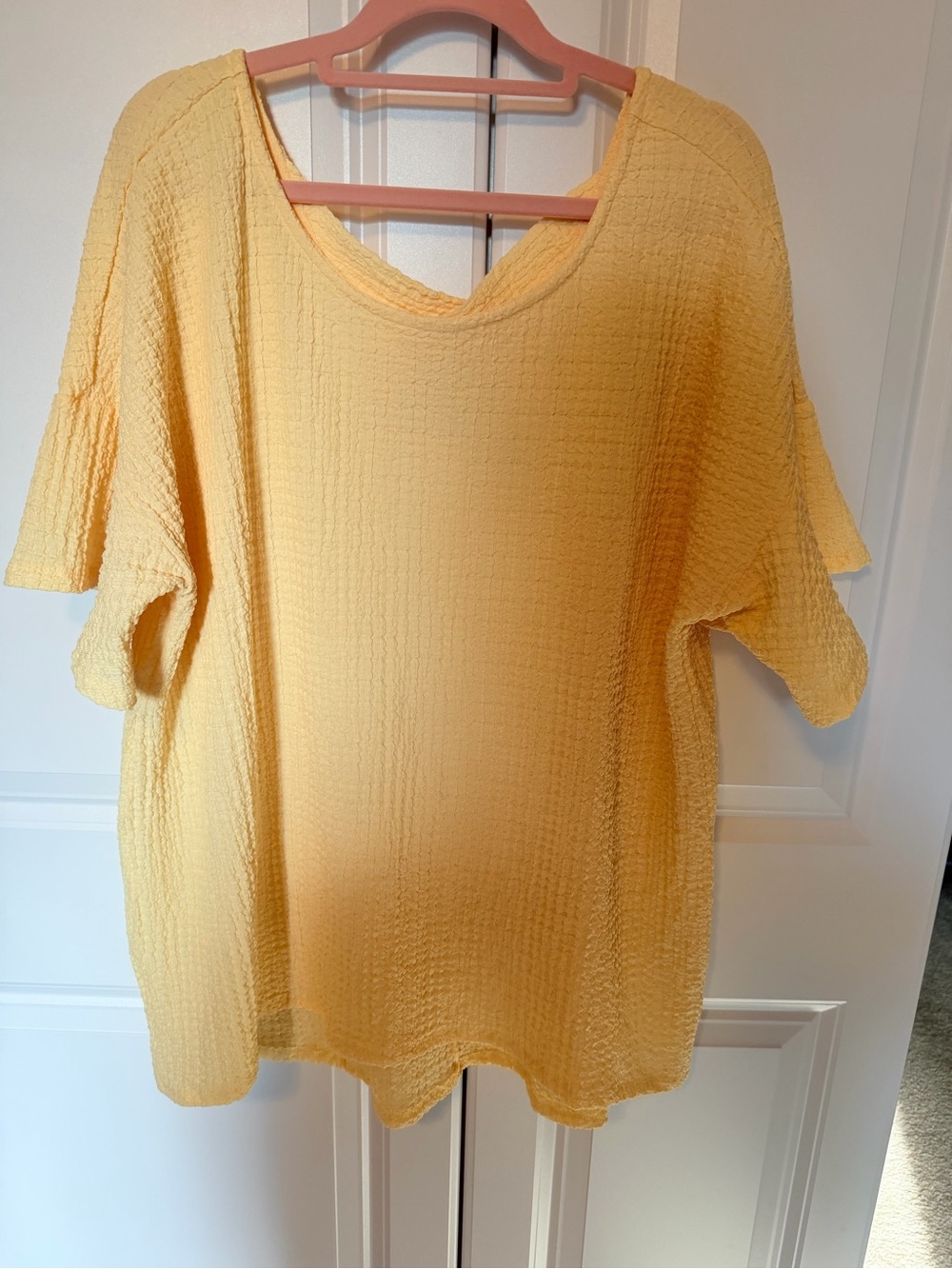 Women’s Textured Yellow Short Sleeve Top